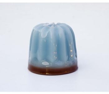 Designer candle Dessert by Atelier OZO in light blue