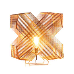 No.41 Angles Tafellamp van Alex Groot Jebbink koop je bij hollanddesignandgifts.com/de/