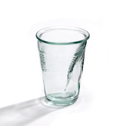 Deukbeker glas Goods plastic bekertje door Rob Brandt