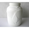 Tektonische vaas in wit porselein van Dutch Design merk Humade